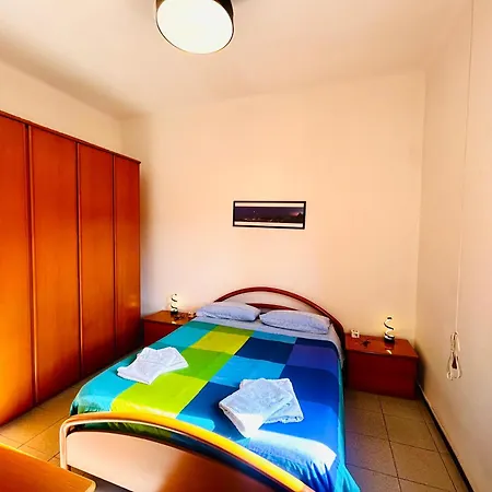 Accogliente Vicino Al Centro E Fiera Apartment